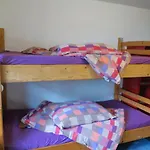 Snowbunnys Backpackers *