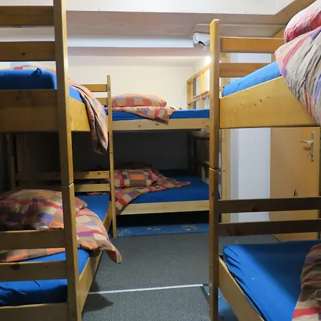 Auberge de jeunesse Snowbunnys Backpackers *