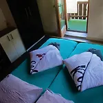 Hostel Snowbunnys Backpackers