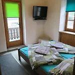 Hostel Snowbunnys Backpackers